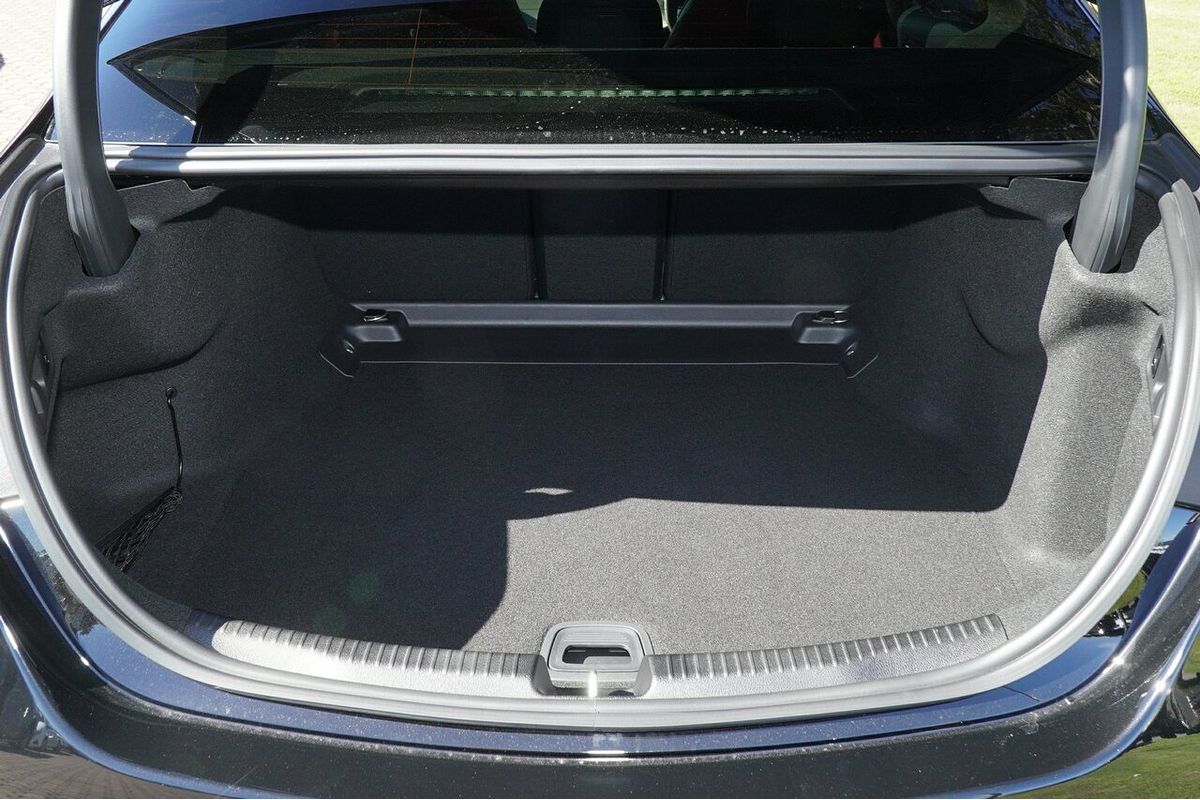 2022 Mercedes-Benz C-Class C300 W206