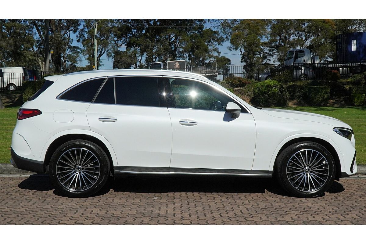2025 Mercedes-Benz GLC-Class GLC300 X254