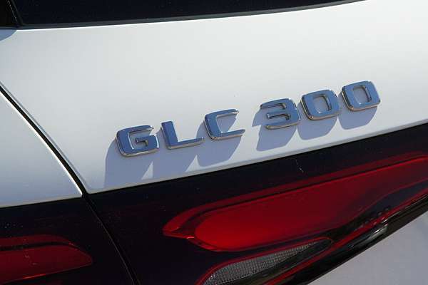 2025 Mercedes-Benz GLC-Class GLC300 X254