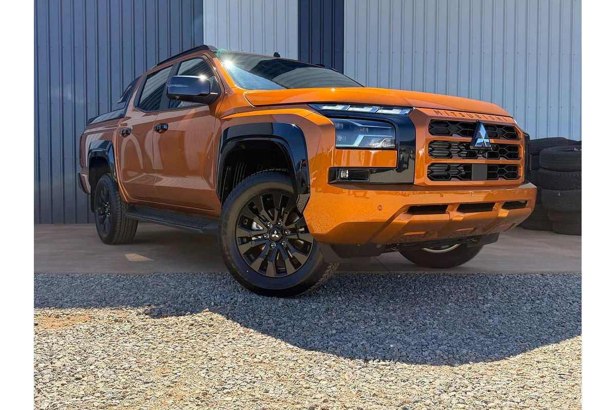 2025 Mitsubishi Triton GSR MV 4X4