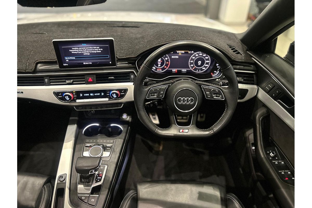 2019 Audi A4 45 TFSI S line B9