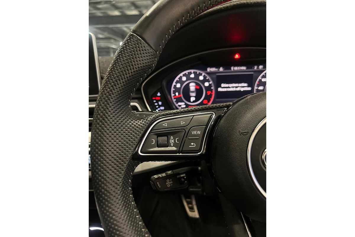 2019 Audi A4 45 TFSI S line B9