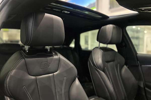 2019 Audi A4 45 TFSI S line B9