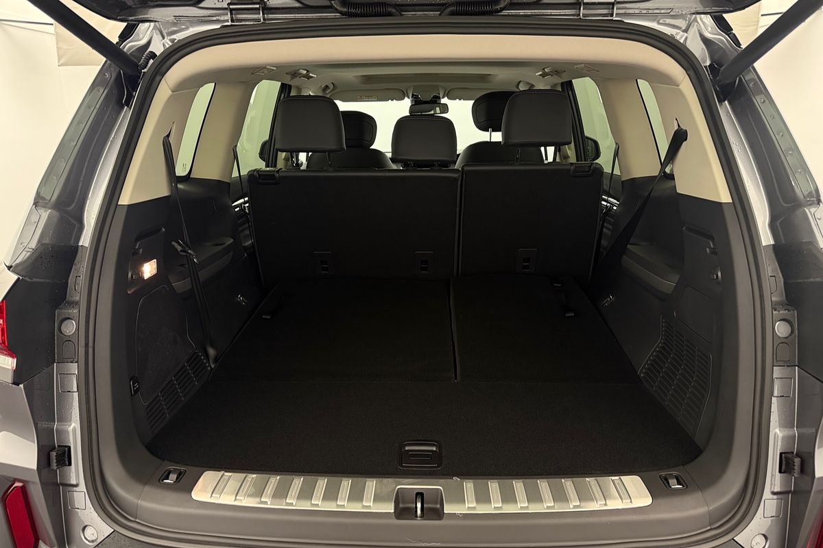 2025 LDV D90 Executive SV9A
