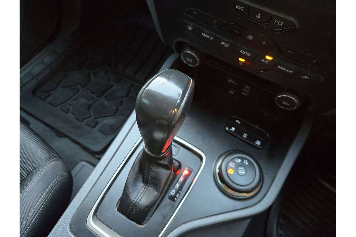 2016 Ford Everest Trend UA 3.2L