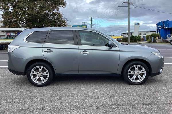 2013 Mitsubishi Outlander Aspire ZJ