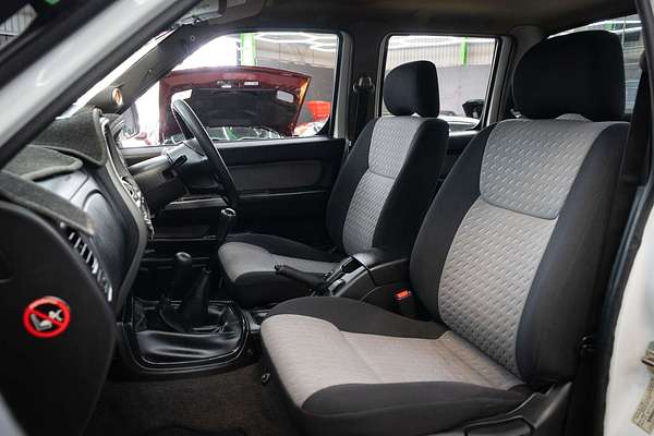 2013 Nissan Navara ST-R D22 4X4