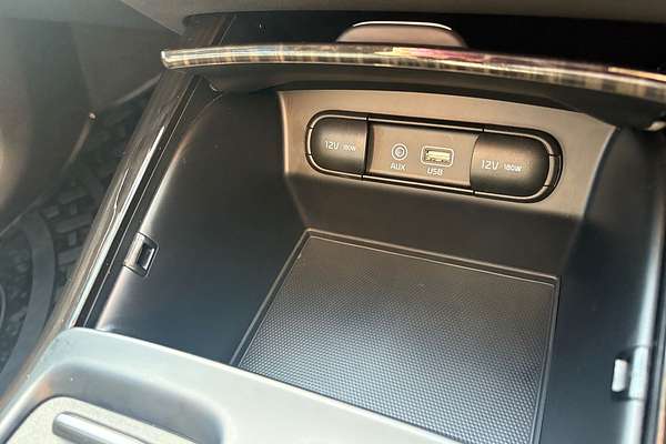 2019 Kia Sorento SLi UM