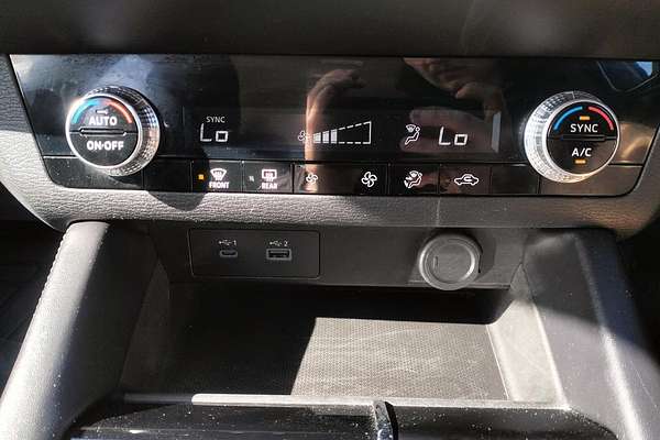 2022 Mitsubishi Outlander ES ZM
