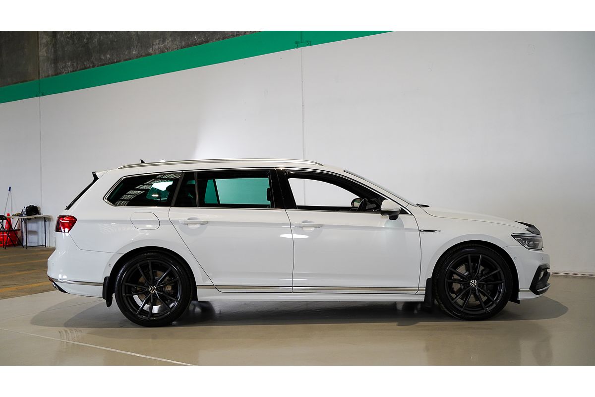 2022 Volkswagen Passat 206TSI R-Line B8