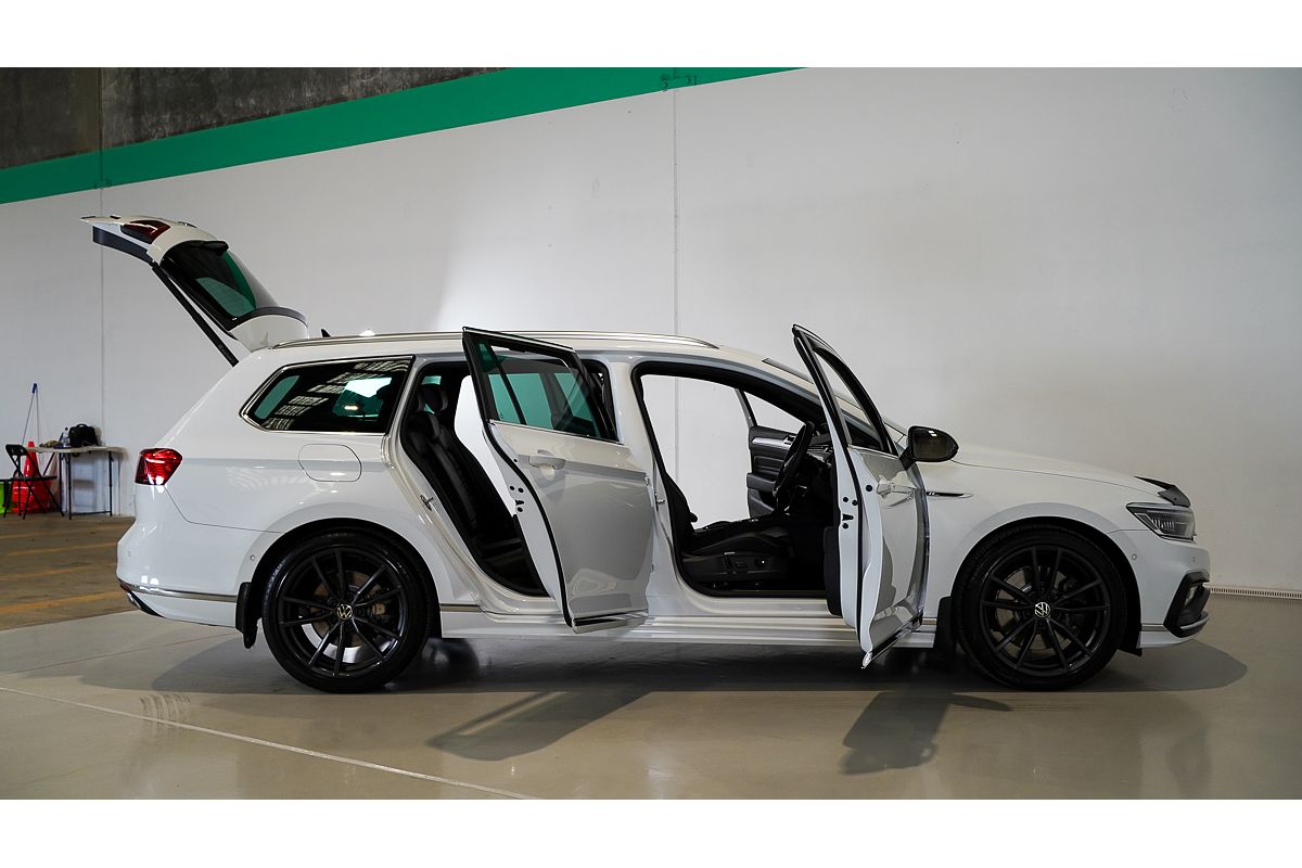 2022 Volkswagen Passat 206TSI R-Line B8