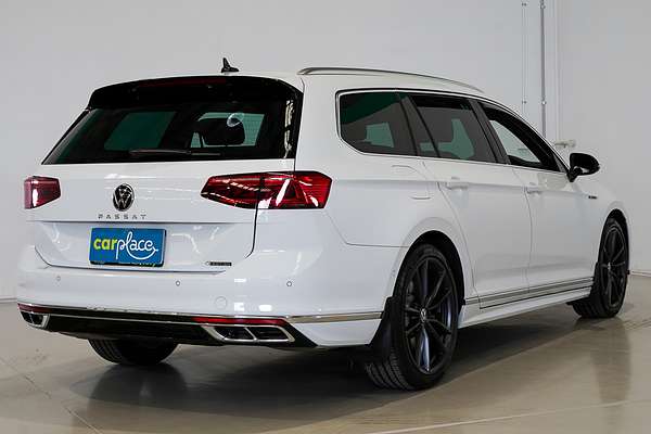 2022 Volkswagen Passat 206TSI R-Line B8