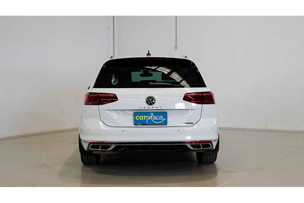 2022 Volkswagen Passat 206TSI R-Line B8