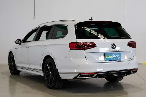 2022 Volkswagen Passat 206TSI R-Line B8