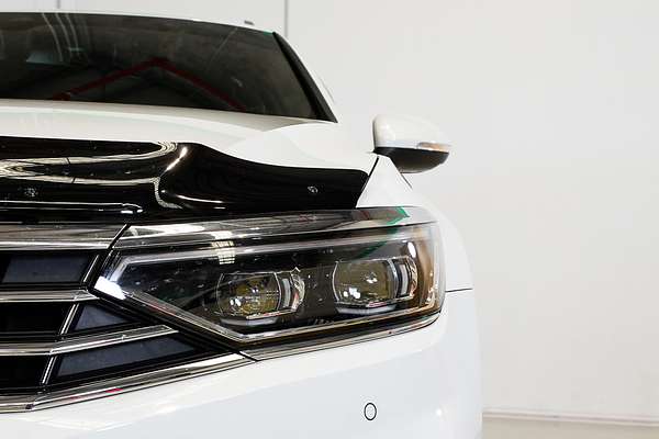 2022 Volkswagen Passat 206TSI R-Line B8