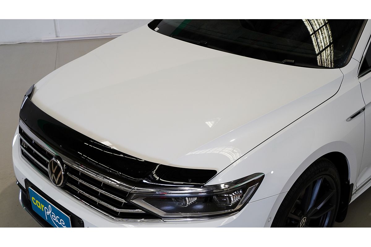 2022 Volkswagen Passat 206TSI R-Line B8