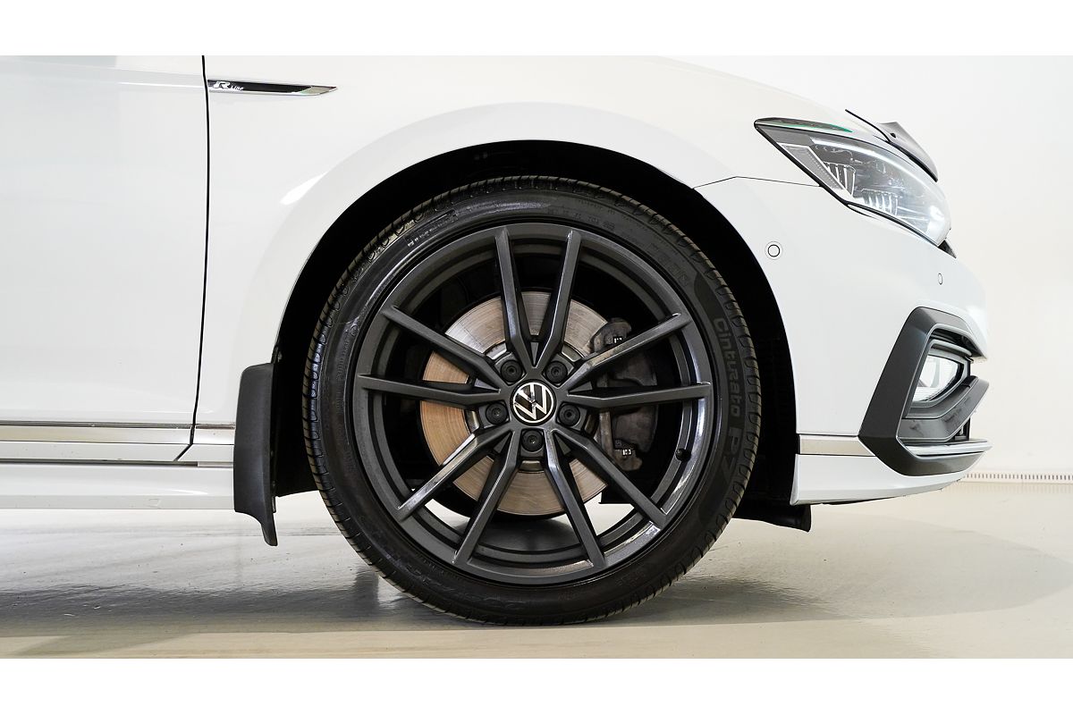 2022 Volkswagen Passat 206TSI R-Line B8