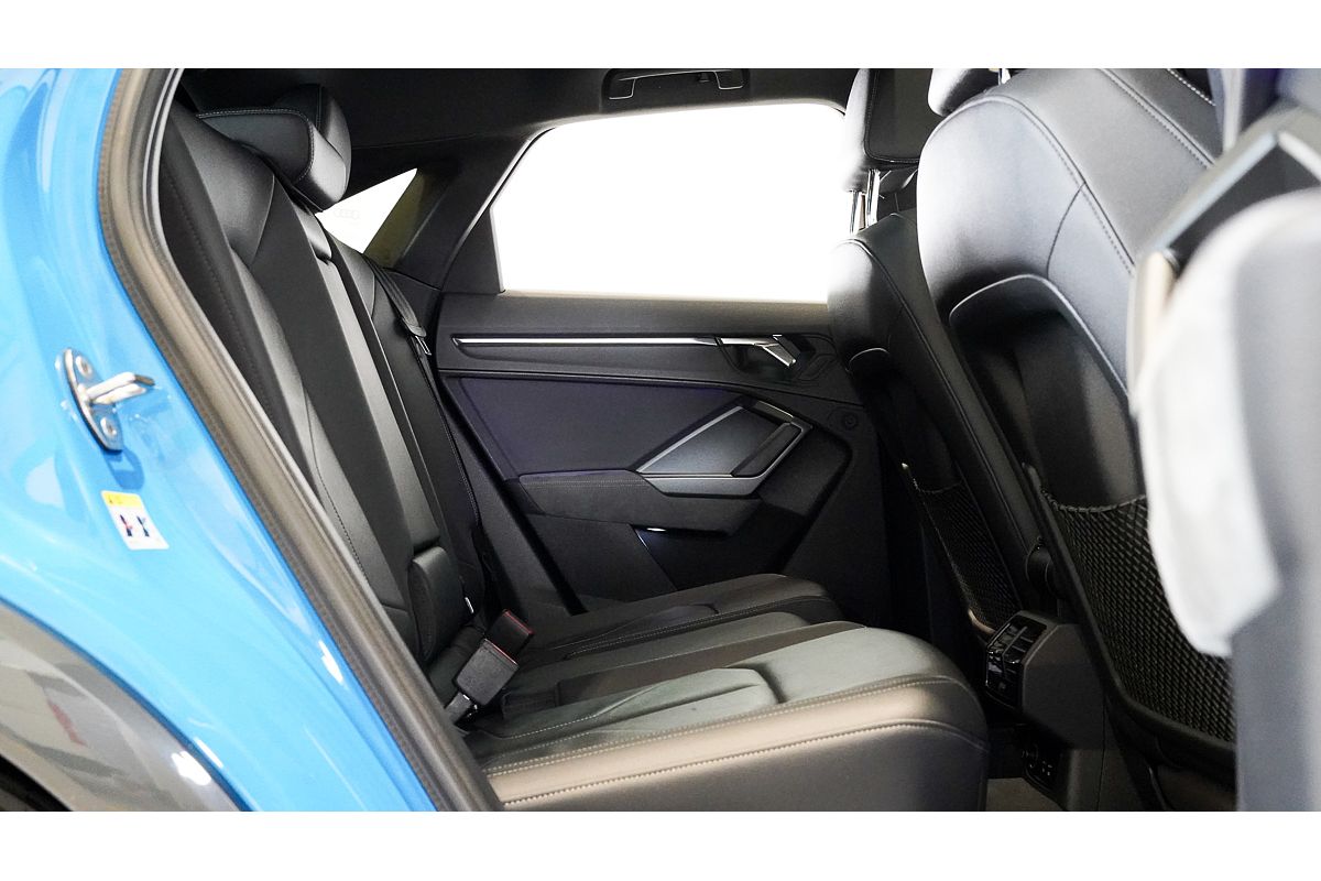 2021 Audi Q3 40 TFSI S line F3