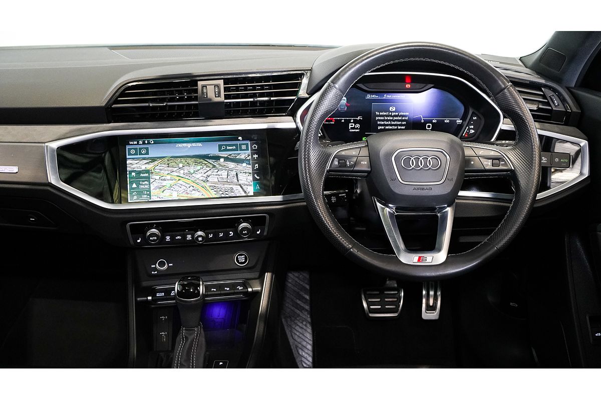 2021 Audi Q3 40 TFSI S line F3