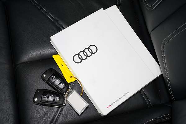 2021 Audi Q3 40 TFSI S line F3