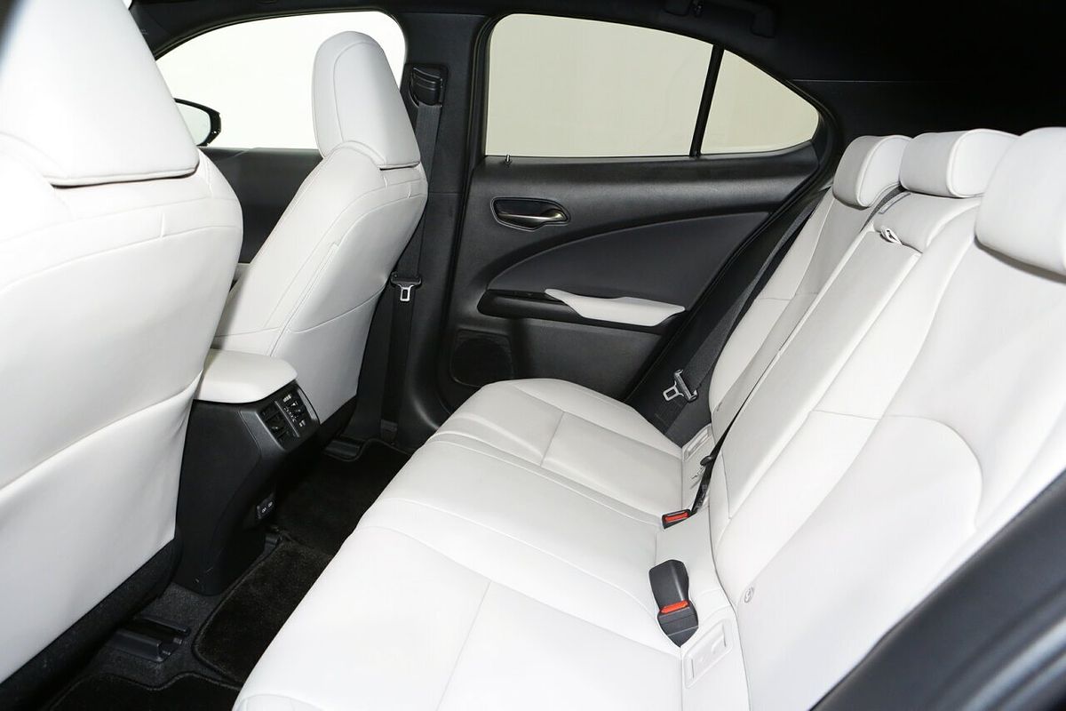 2023 Lexus UX UX200 Luxury MZAA10R