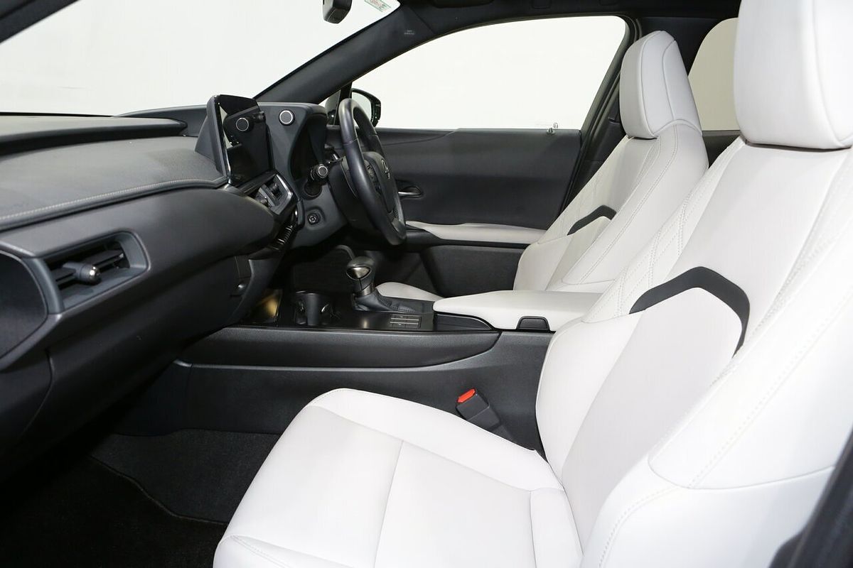 2023 Lexus UX UX200 Luxury MZAA10R