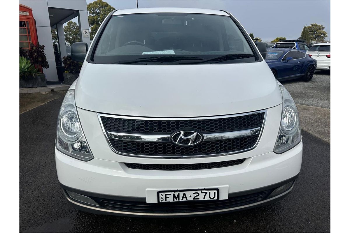 2012 Hyundai iMax TQ-W