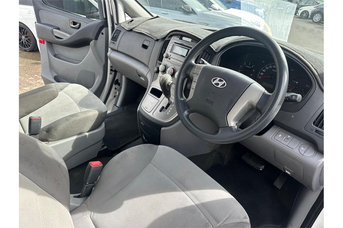 2012 Hyundai iMax TQ-W