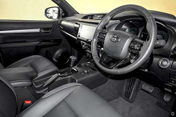 2024 Toyota Hilux Rogue 48V GUN126R 4X4