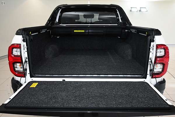 2024 Toyota Hilux Rogue 48V GUN126R 4X4