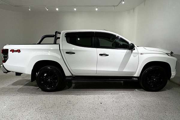 2023 Mitsubishi Triton GLX-R MR 4X4
