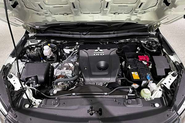 2023 Mitsubishi Triton GLX-R MR 4X4
