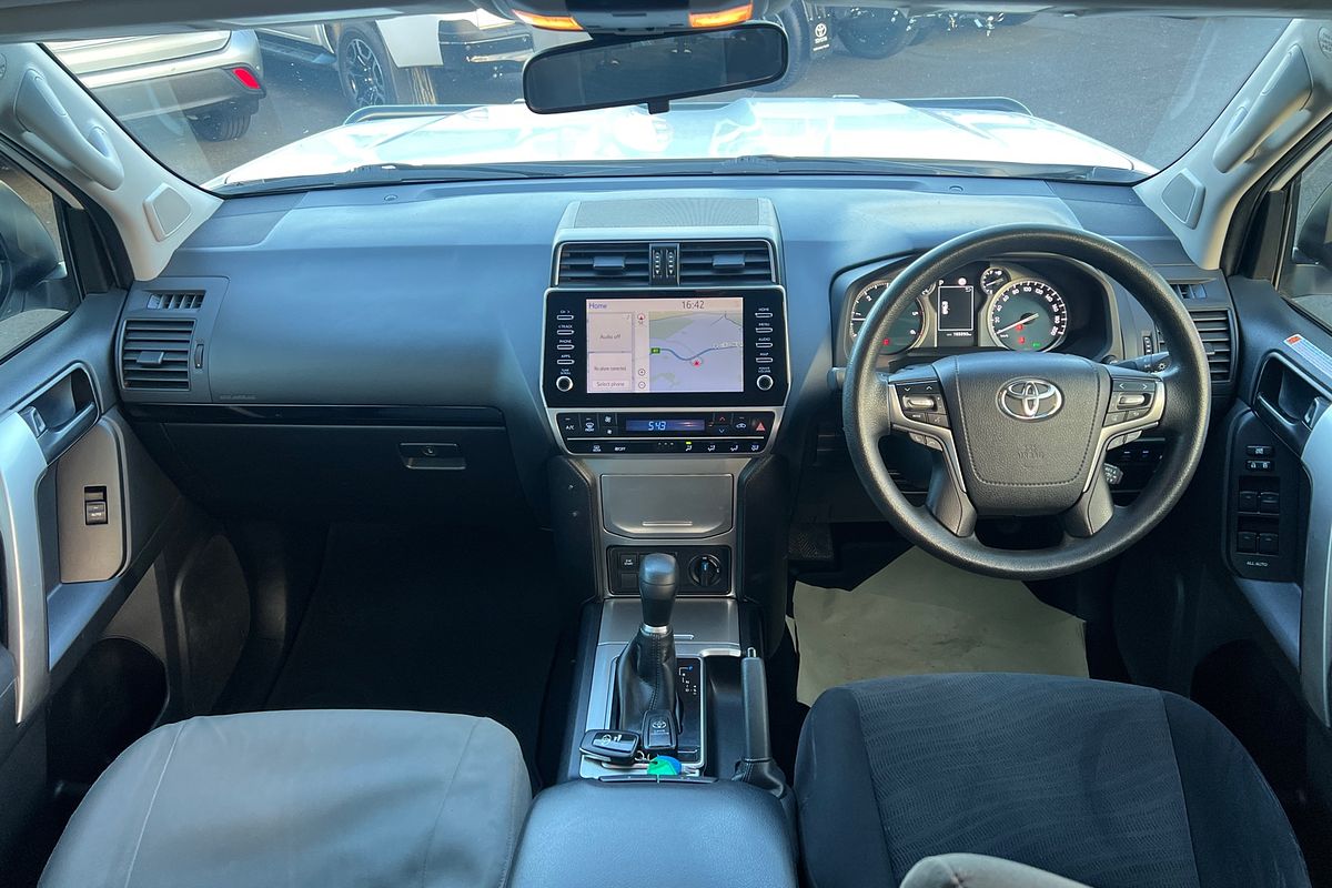 2022 Toyota Landcruiser Prado GX GDJ150R