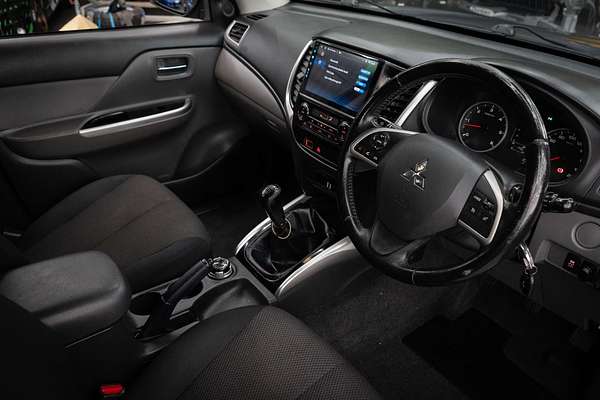 2015 Mitsubishi Triton GLS MQ 4X4