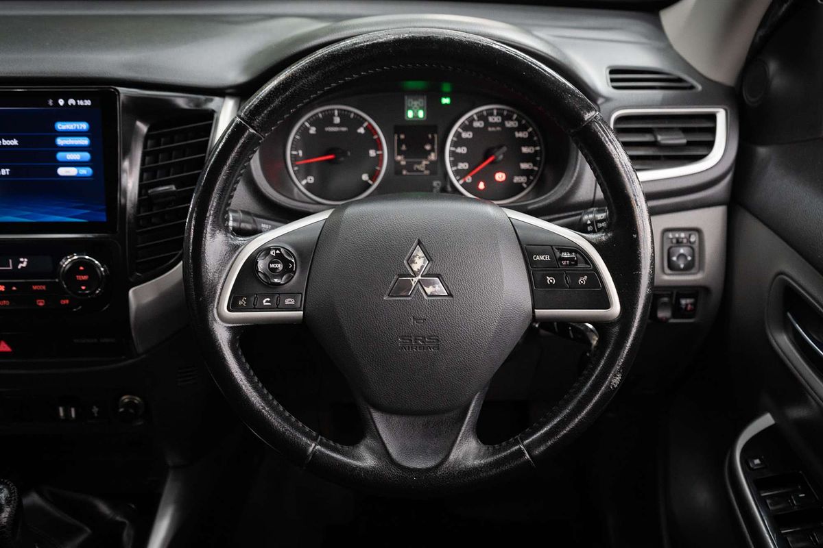 2015 Mitsubishi Triton GLS MQ 4X4