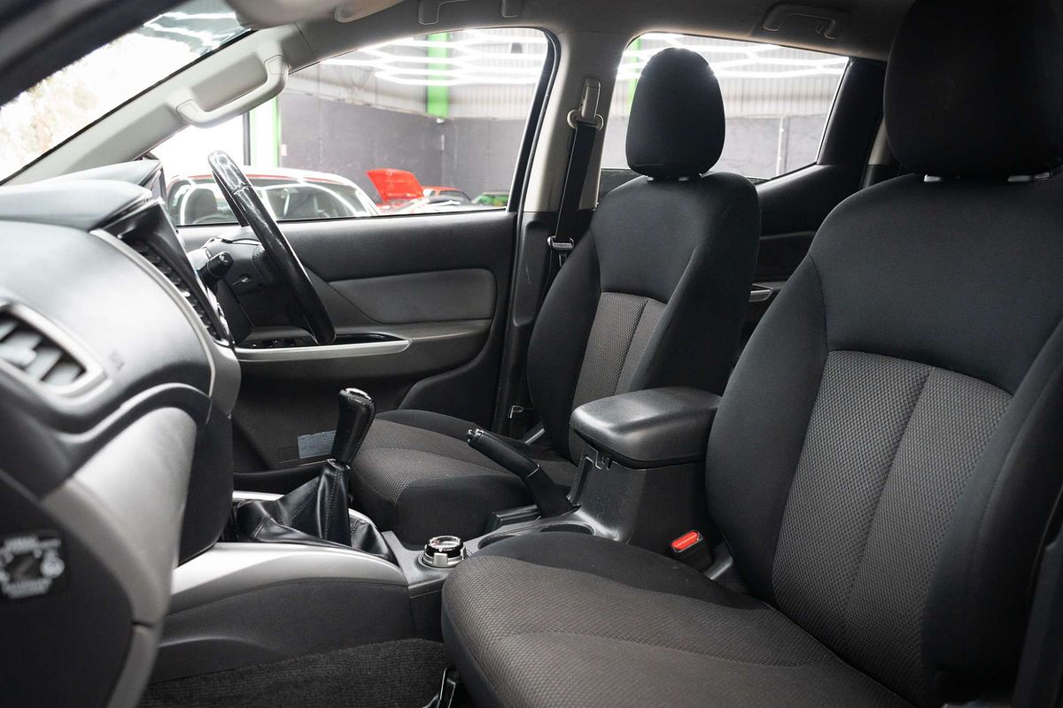 2015 Mitsubishi Triton GLS MQ 4X4