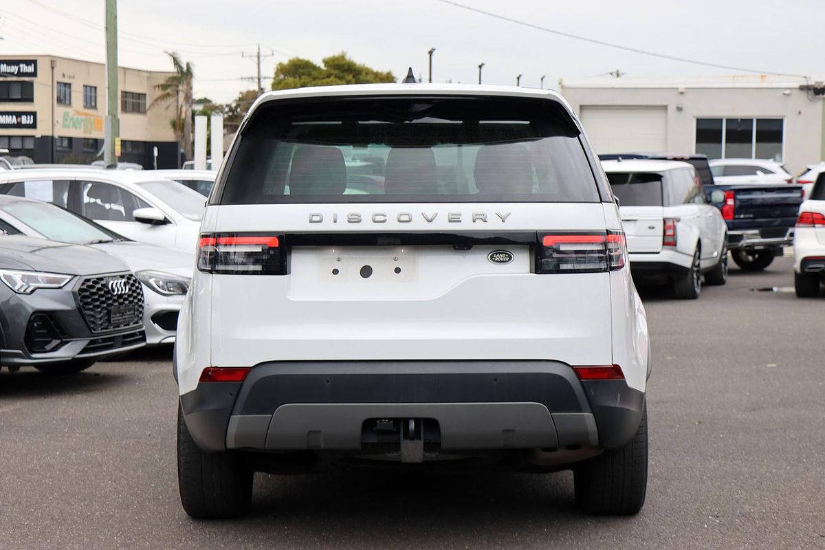 2017 Land Rover Discovery TD4 SE Series 5