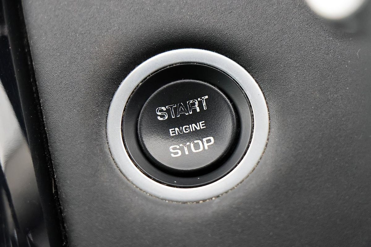 2017 Land Rover Discovery TD4 SE Series 5
