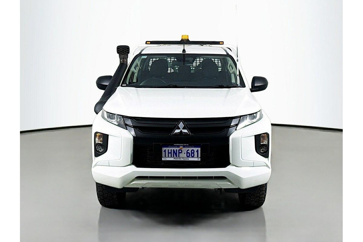 2022 Mitsubishi Triton GLX MR 4X4