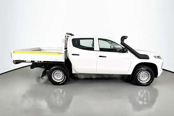 2022 Mitsubishi Triton GLX MR 4X4