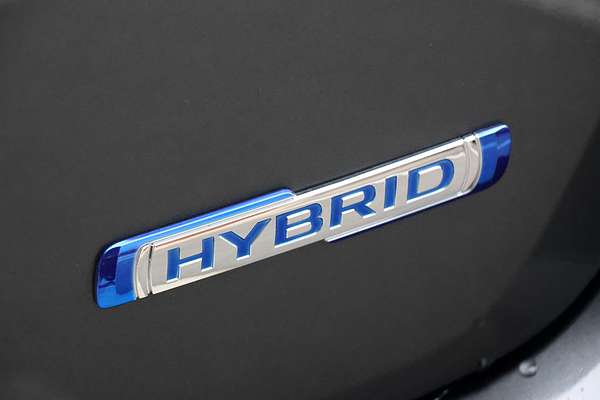 2025 Suzuki Swift Hybrid GLX UZ