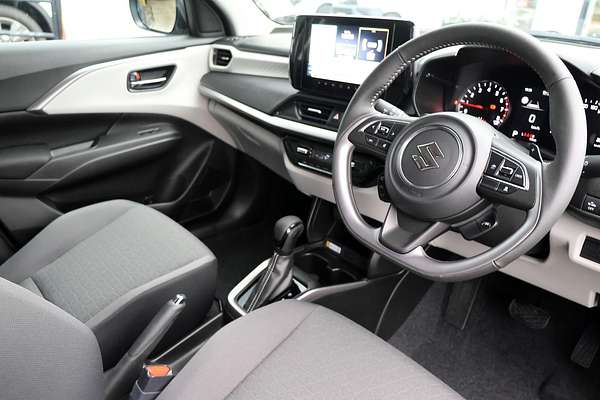 2025 Suzuki Swift Hybrid GLX UZ