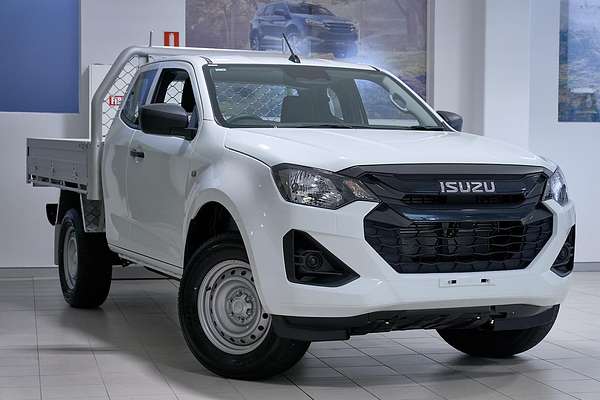 2025 Isuzu D-MAX SX 4X4