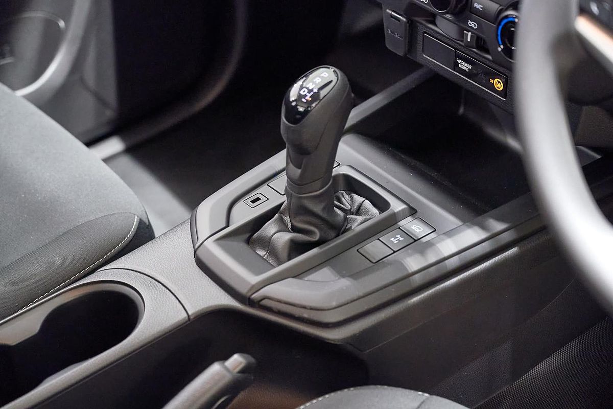 2025 Isuzu D-MAX SX 4X4