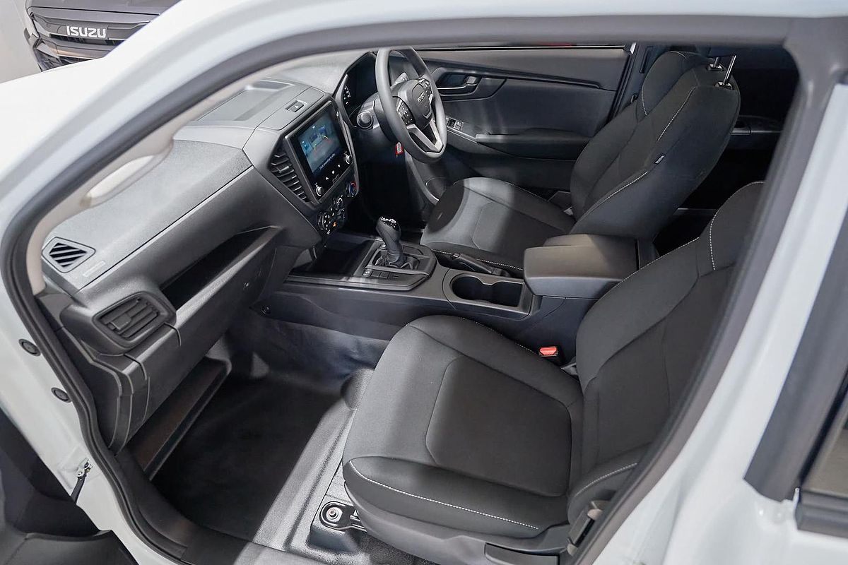 2025 Isuzu D-MAX SX 4X4