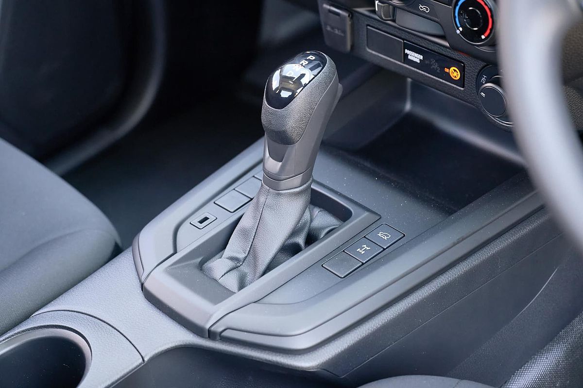 2025 Isuzu D-MAX SX 4X4