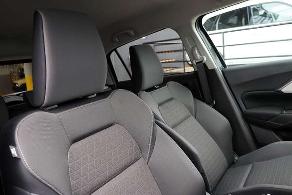 2025 Suzuki Swift Hybrid GLX UZ
