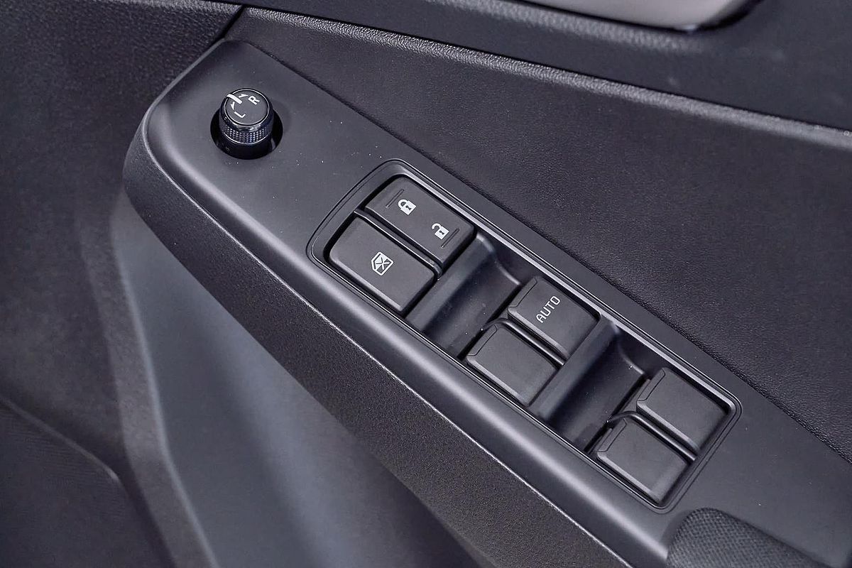 2025 Isuzu D-MAX LS-M 4X4