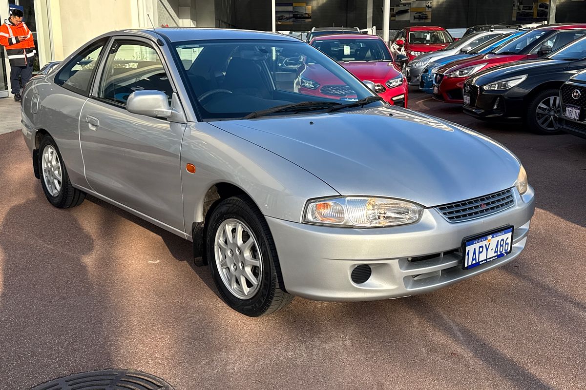 2000 Mitsubishi Lancer GLi CE2