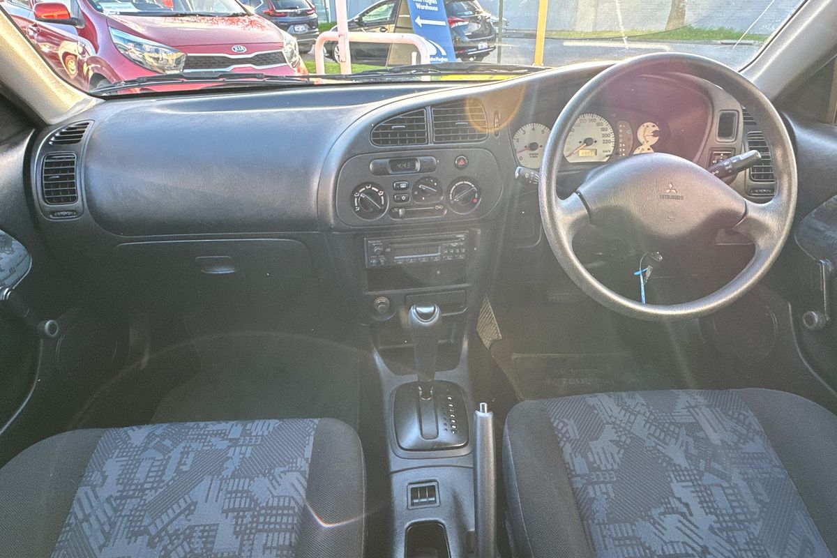 2000 Mitsubishi Lancer GLi CE2